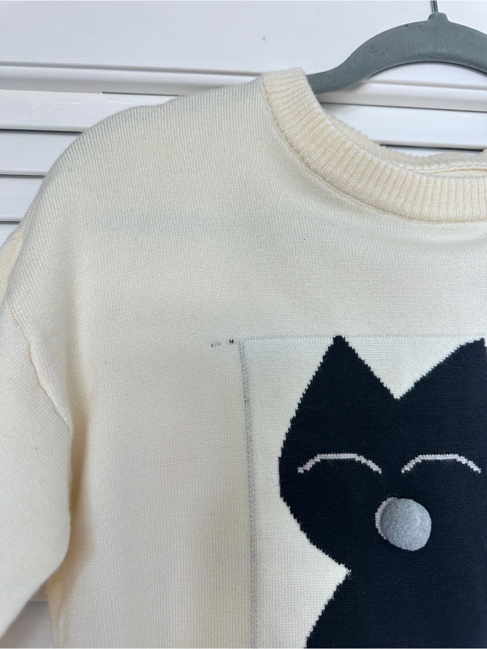 Cute Cat Knit Sweater Women Cream Crewneck Cozy Soft Minimalist Unbranded S - Picture 6 of 12